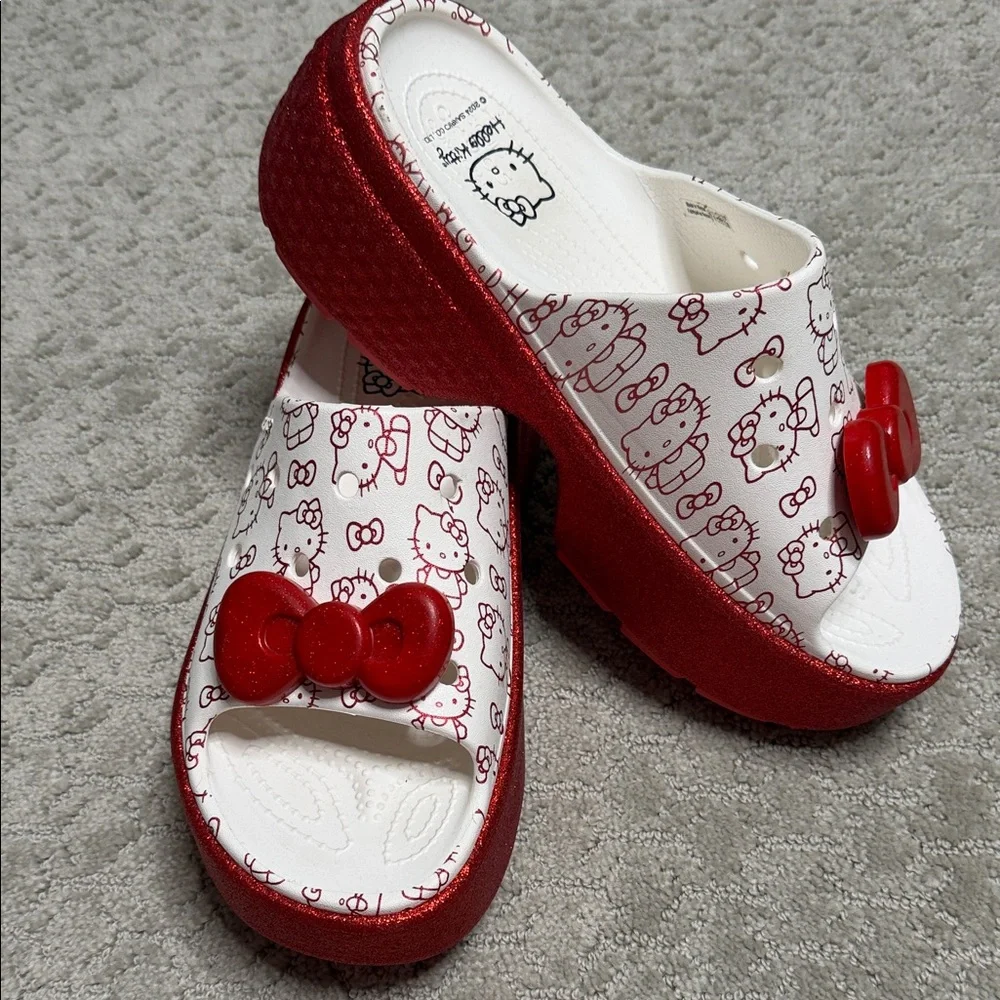 Hello Kitty Red and White Crocs with Bow Unisex Women size‎ 10 Men’s size 8